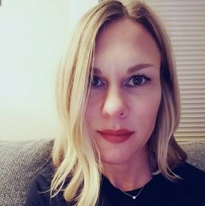 Meet your Posher, Carly